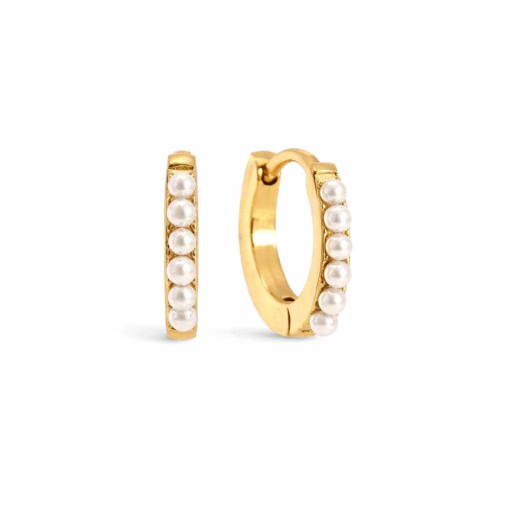 Mini pearl earrings